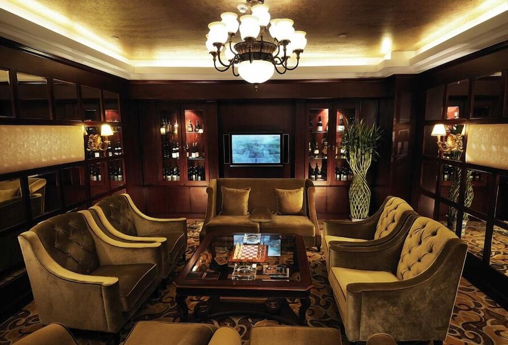 Howard Johnson Wyndham Leonora Plzaz Shanghai Bagian luar foto