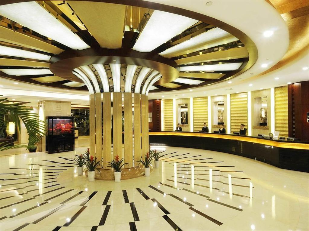 Howard Johnson Wyndham Leonora Plzaz Shanghai Bagian luar foto