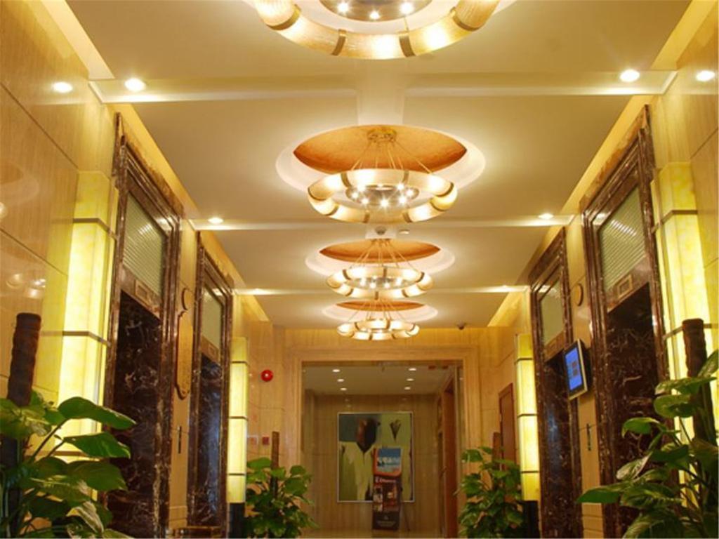 Howard Johnson Wyndham Leonora Plzaz Shanghai Bagian luar foto