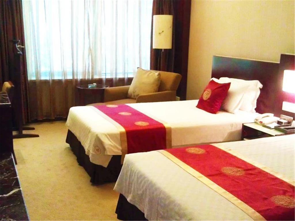 Howard Johnson Wyndham Leonora Plzaz Shanghai Bagian luar foto